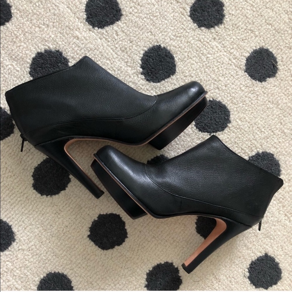 Bang Bianca Leather booties